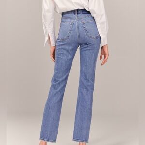 Abercrombie Ultra High Rise Ankle Straight